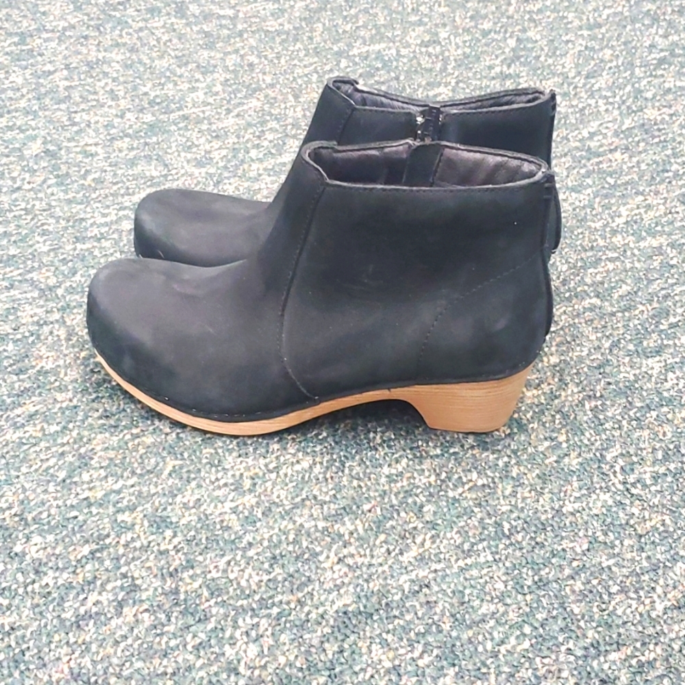 Dankso black ankle boots size 38